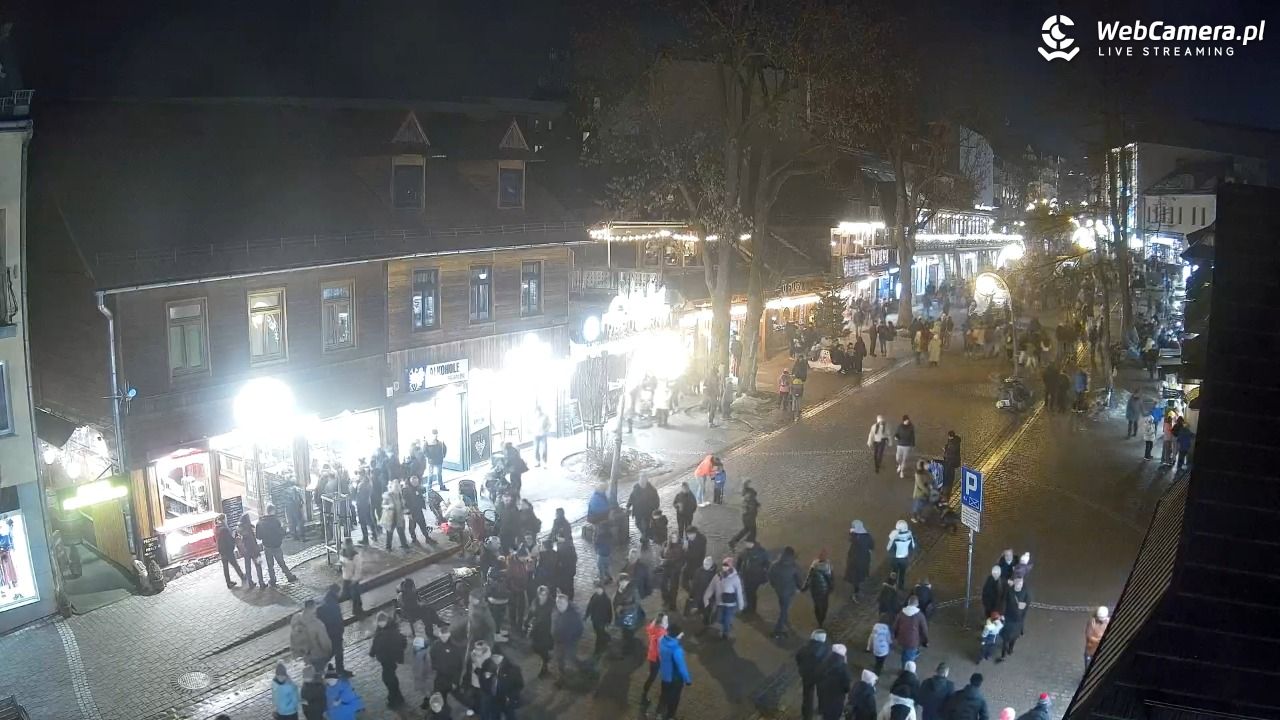 Krupówki Dolne - widok na deptak - 06 luty 2026, 18:34