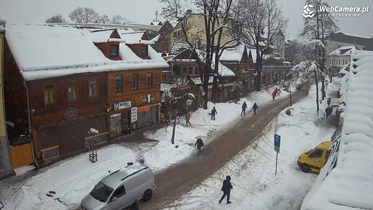 Krupówki Dolne - widok na deptak - 31 marzec 2026, 14:46