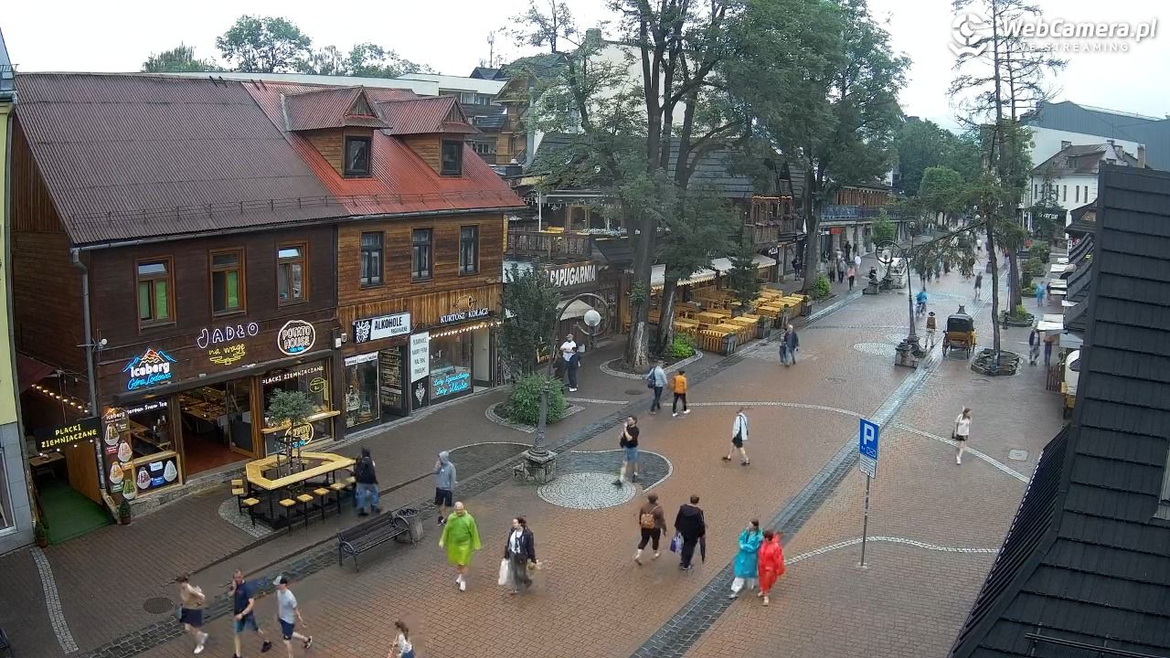 Krupówki Dolne - widok na deptak - 22 czerwiec 2026, 16:41