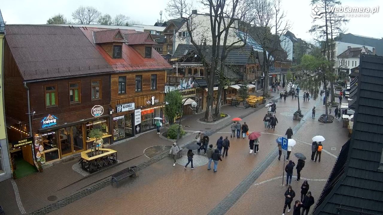 Krupówki Dolne - widok na deptak - 16 maj 2026, 13:19