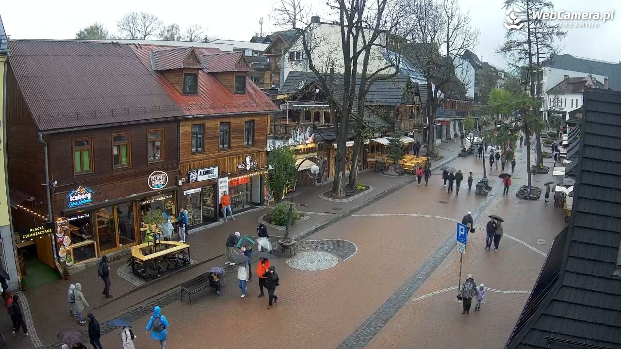 Krupówki Dolne - widok na deptak - 16 maj 2026, 13:42