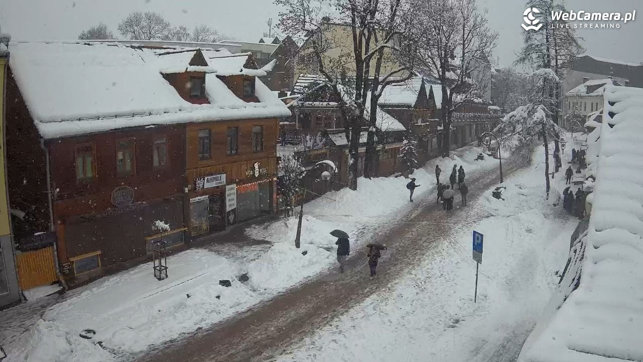 Krupówki Dolne - widok na deptak - 31 marzec 2026, 13:34