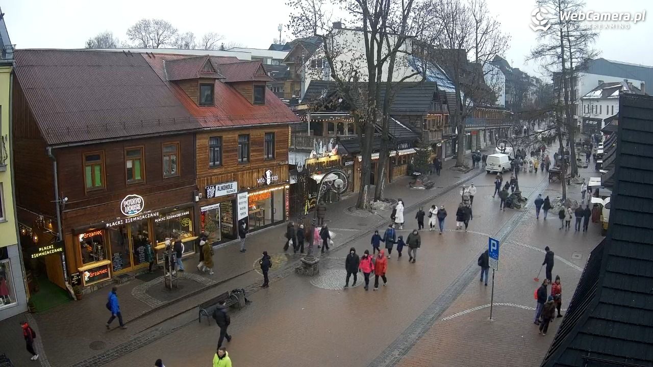 Krupówki Dolne - widok na deptak - 07 luty 2026, 10:47