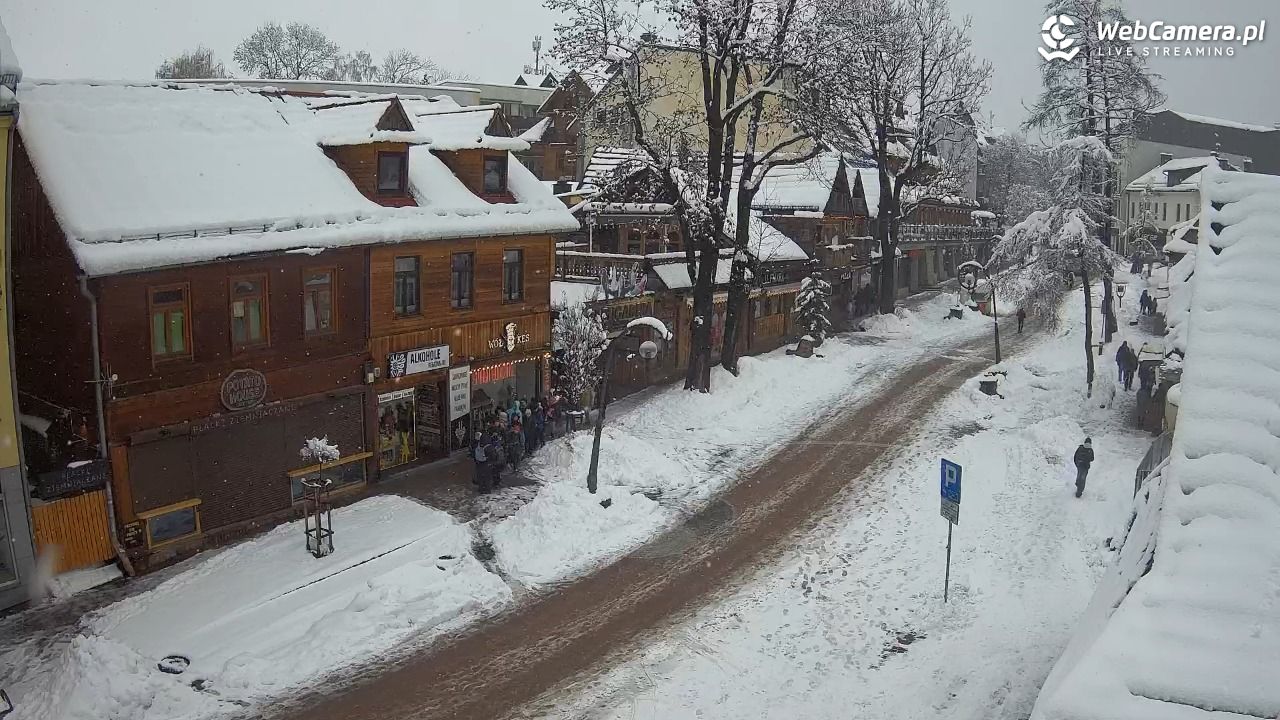 Krupówki Dolne - widok na deptak - 31 marzec 2026, 11:57