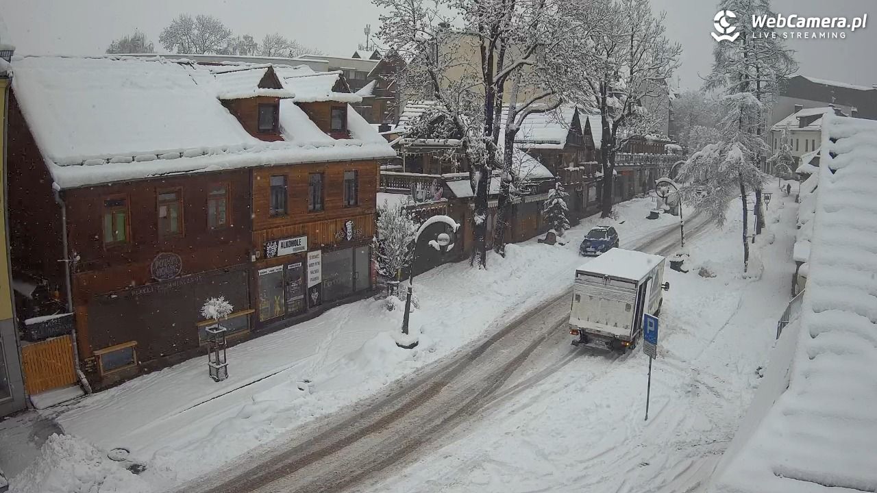 Krupówki Dolne - widok na deptak - 31 marzec 2026, 08:32