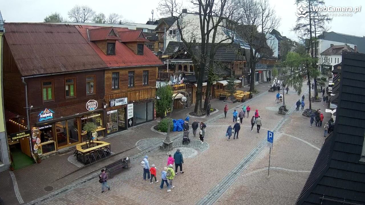 Krupówki Dolne - widok na deptak - 17 maj 2026, 14:43