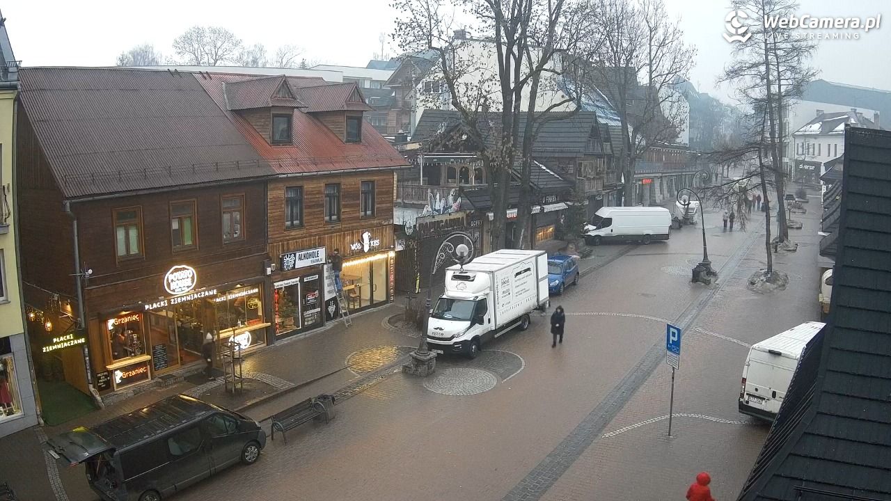 Krupówki Dolne - widok na deptak - 07 luty 2026, 08:07