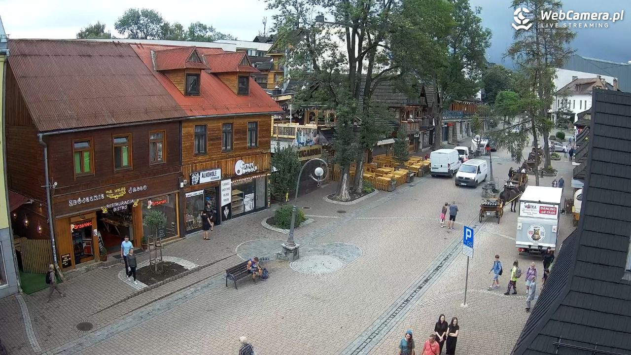 Krupówki Dolne - widok na deptak - 25 lipiec 2025, 09:13