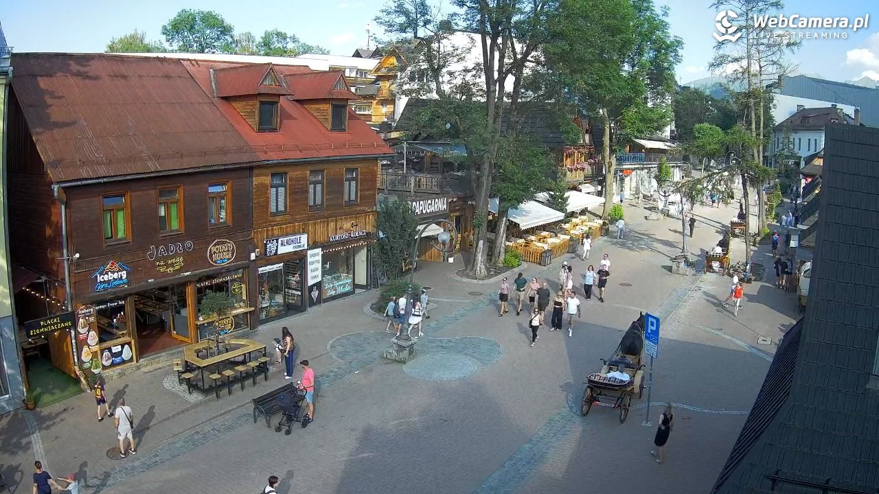 Krupówki Dolne - widok na deptak - 26 czerwiec 2026, 17:45