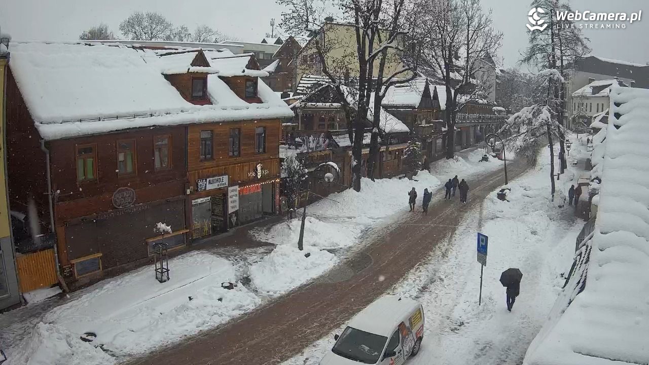 Krupówki Dolne - widok na deptak - 31 marzec 2026, 14:21