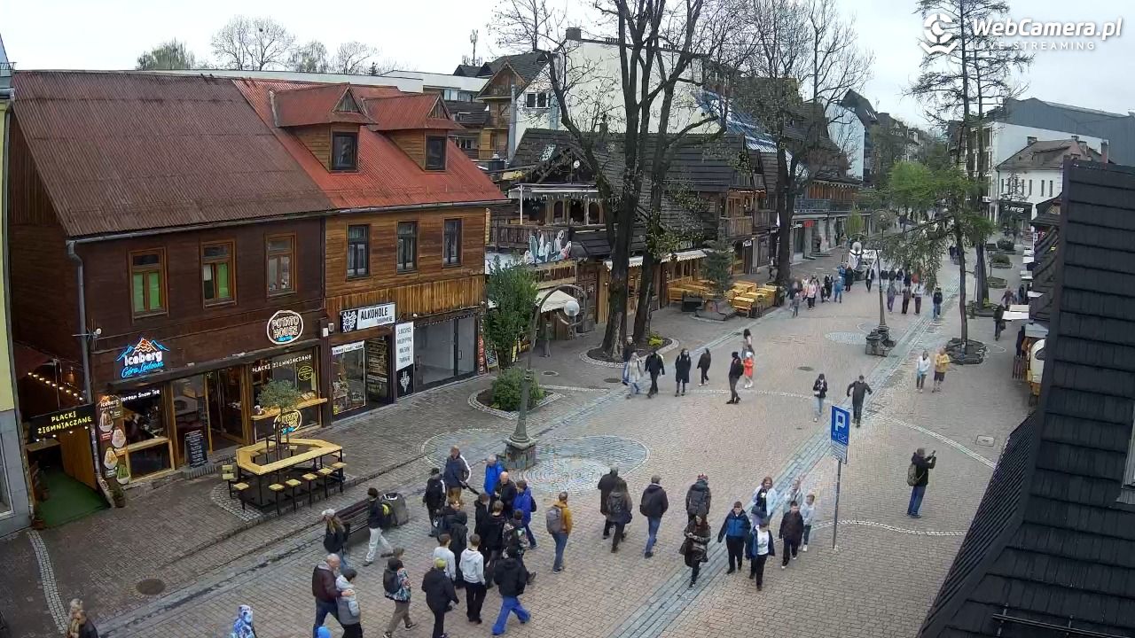 Krupówki Dolne - widok na deptak - 18 maj 2026, 13:07