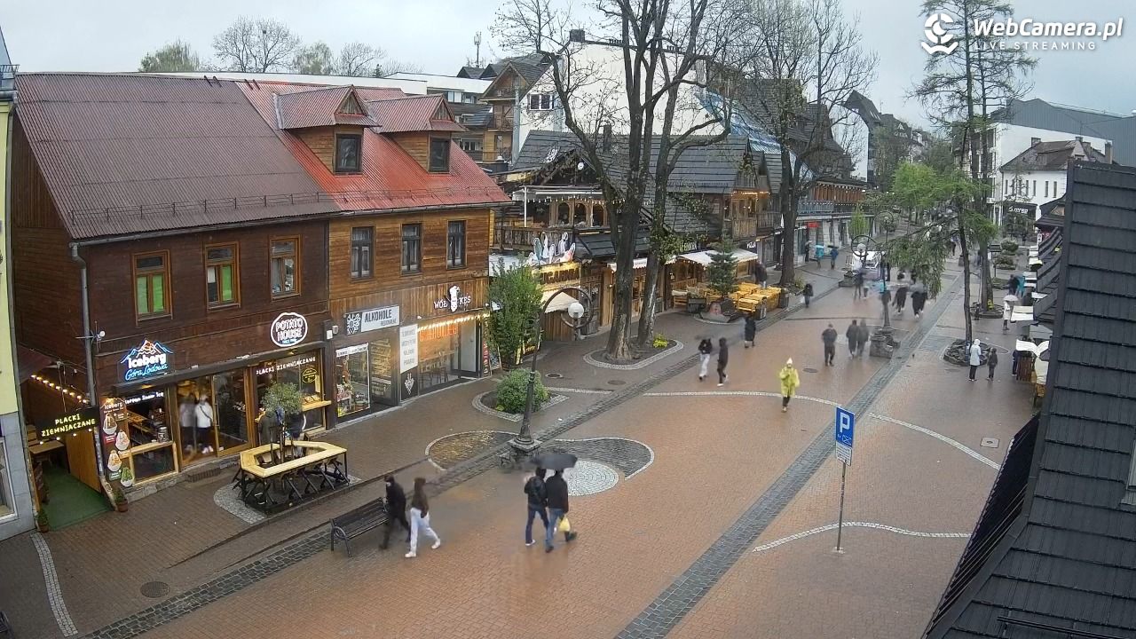 Krupówki Dolne - widok na deptak - 16 maj 2026, 17:36