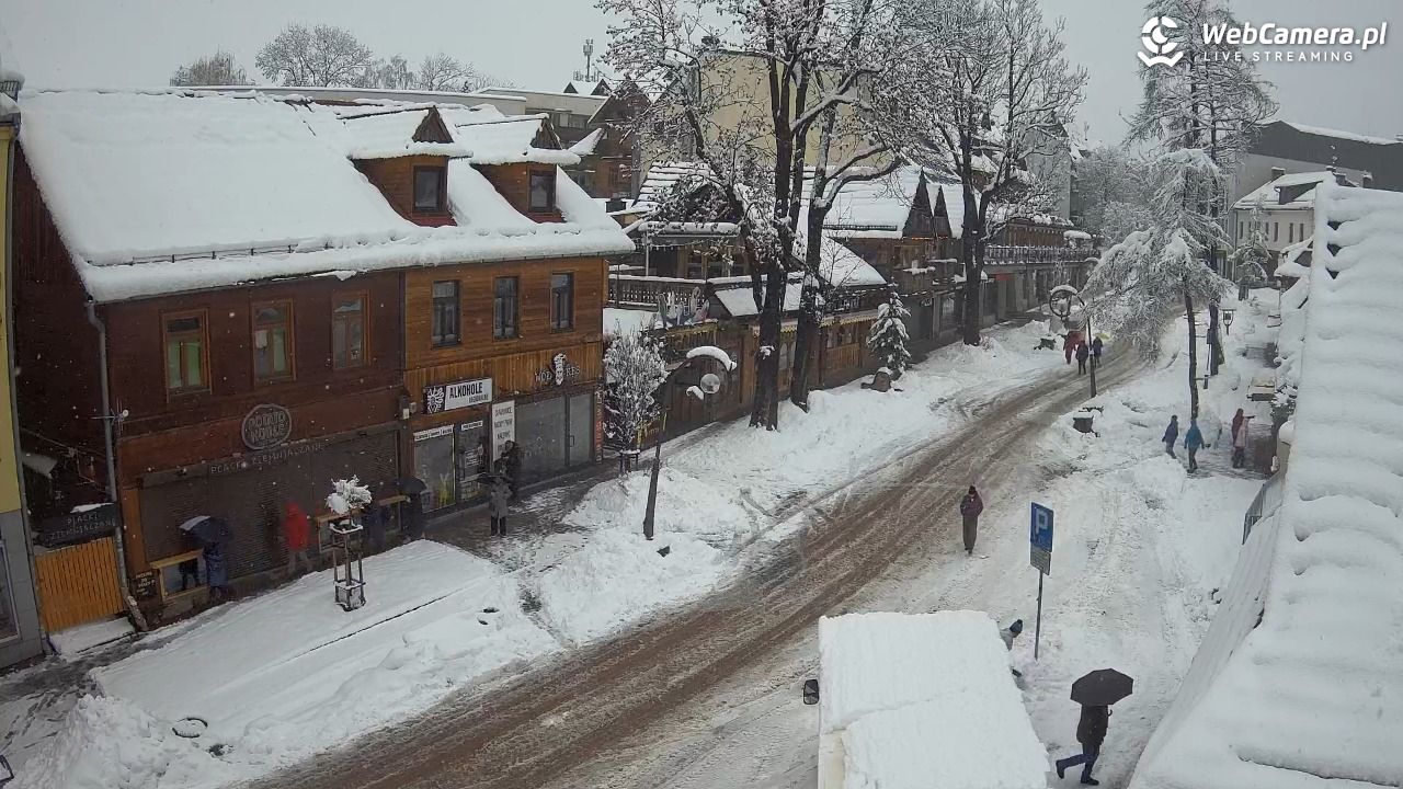 Krupówki Dolne - widok na deptak - 31 marzec 2026, 10:28