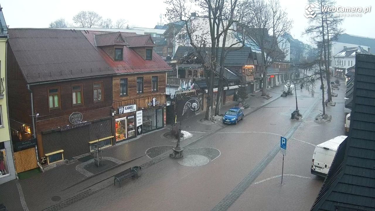 Krupówki Dolne - widok na deptak - 07 luty 2026, 07:42