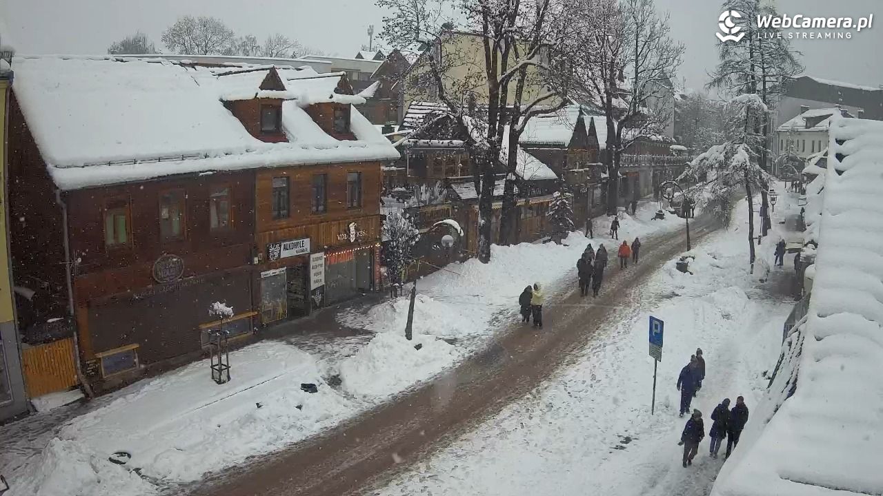 Krupówki Dolne - widok na deptak - 31 marzec 2026, 13:22