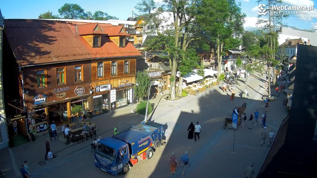 Krupówki Dolne - widok na deptak - 25 czerwiec 2026, 18:55