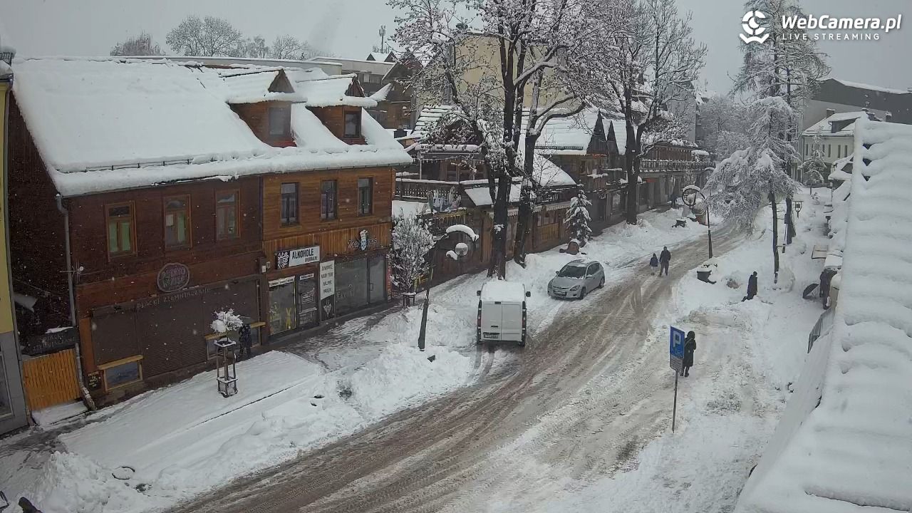 Krupówki Dolne - widok na deptak - 31 marzec 2026, 09:58