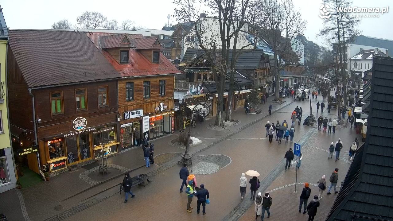 Krupówki Dolne - widok na deptak - 07 luty 2026, 11:39