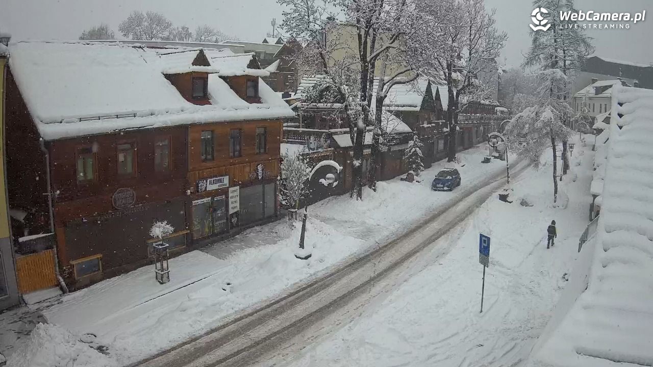 Krupówki Dolne - widok na deptak - 31 marzec 2026, 08:51