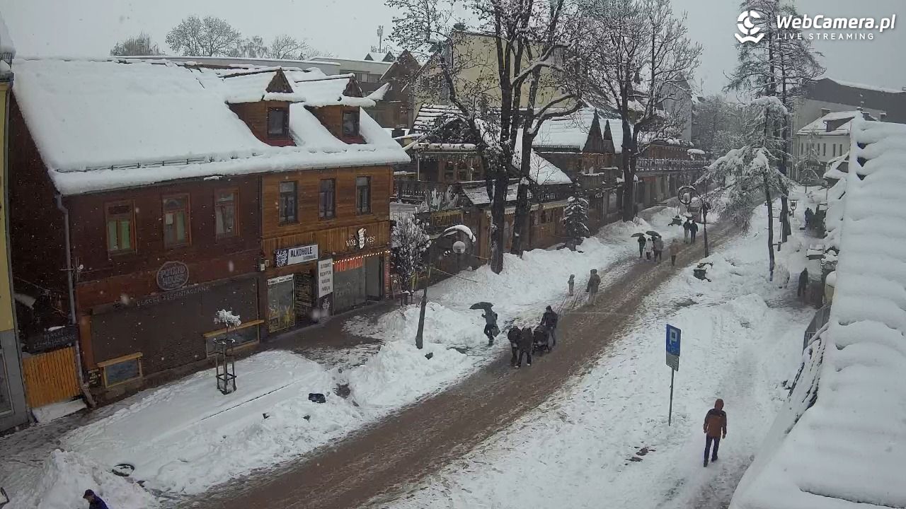 Krupówki Dolne - widok na deptak - 31 marzec 2026, 13:03