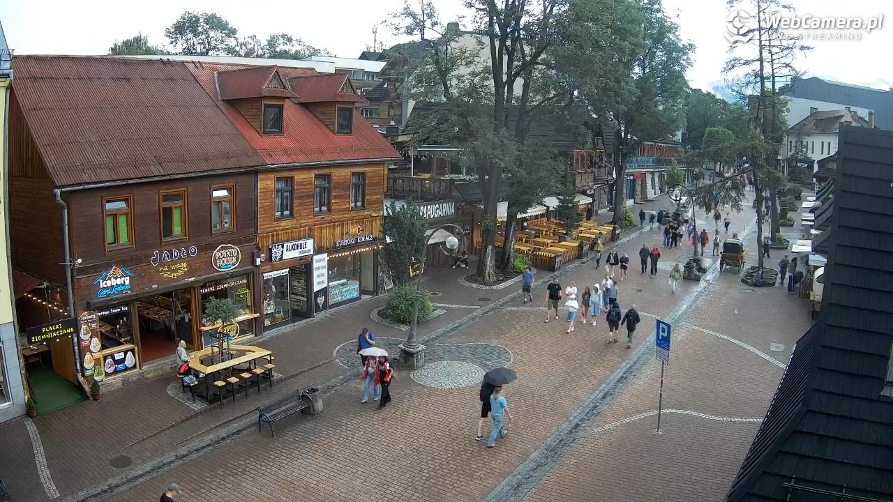 Krupówki Dolne - widok na deptak - 22 czerwiec 2026, 15:41