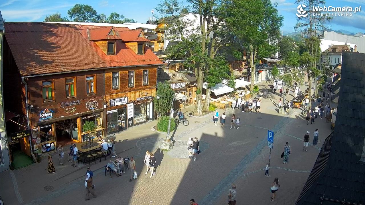 Krupówki Dolne - widok na deptak - 23 czerwiec 2026, 18:47
