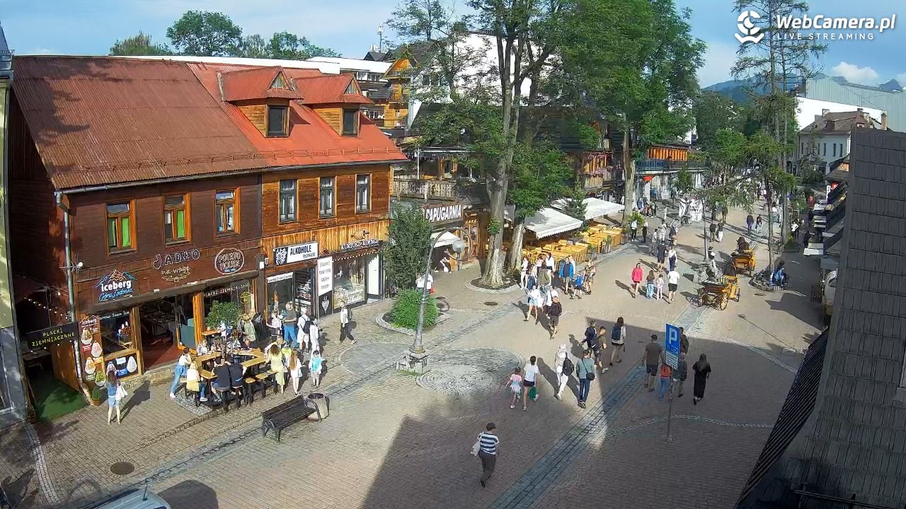 Krupówki Dolne - widok na deptak - 22 czerwiec 2026, 17:58