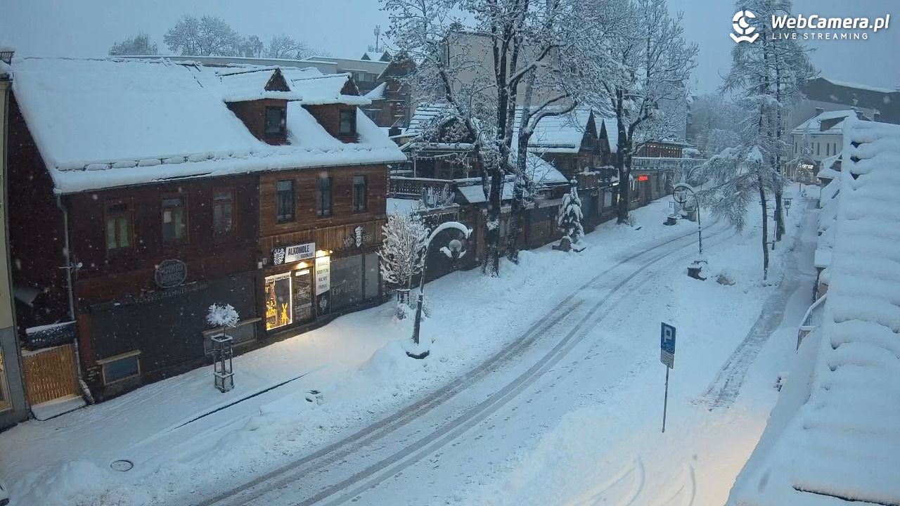 Krupówki Dolne - widok na deptak - 31 marzec 2026, 06:26