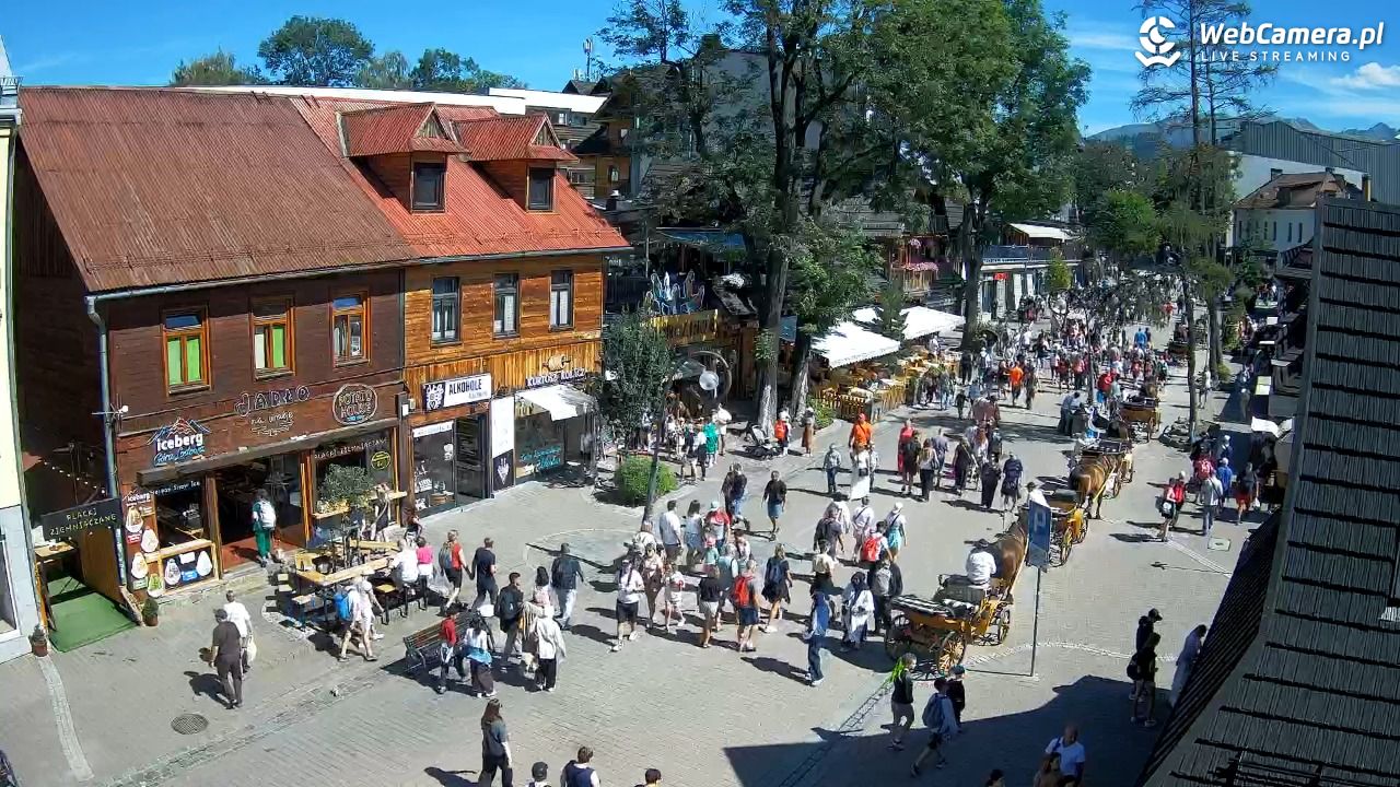 Krupówki Dolne - widok na deptak - 13 sierpień 2026, 14:32