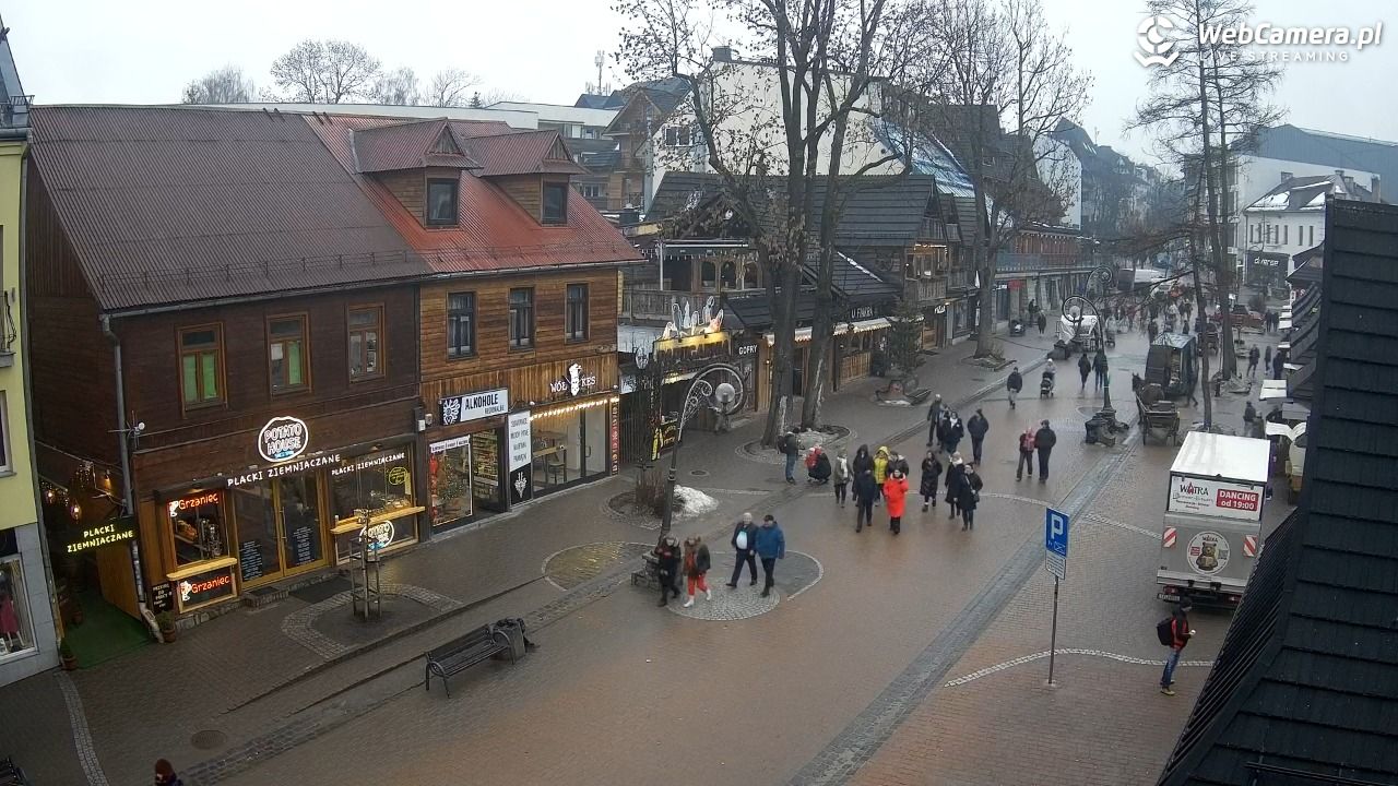 Krupówki Dolne - widok na deptak - 07 luty 2026, 10:04