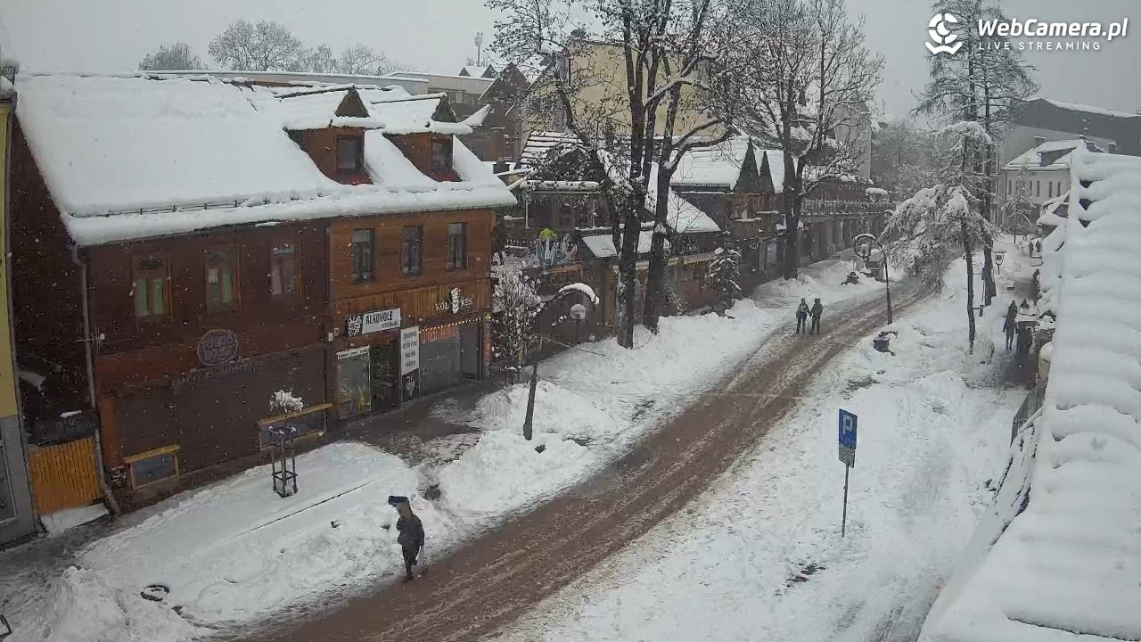 Krupówki Dolne - widok na deptak - 31 marzec 2026, 12:40