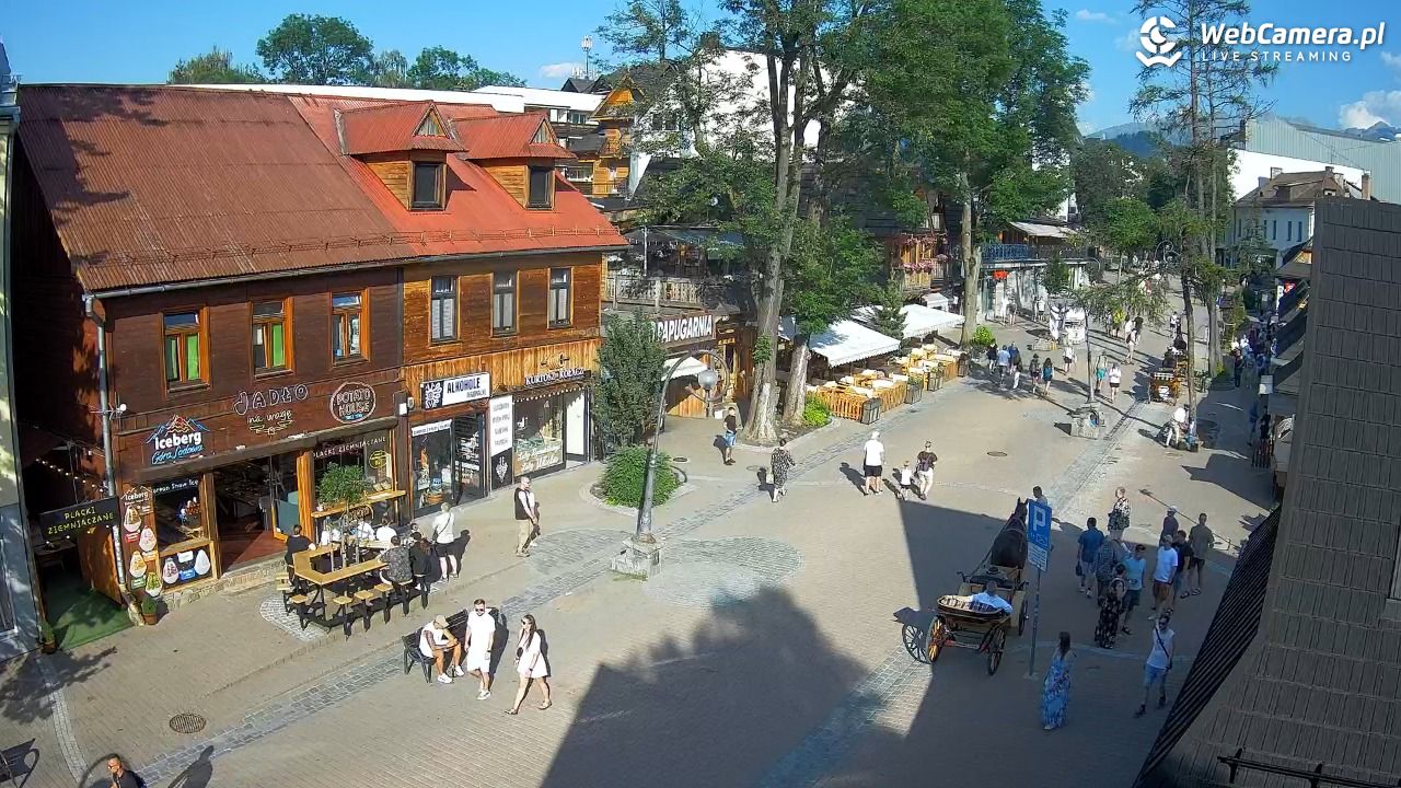 Krupówki Dolne - widok na deptak - 26 czerwiec 2026, 17:51
