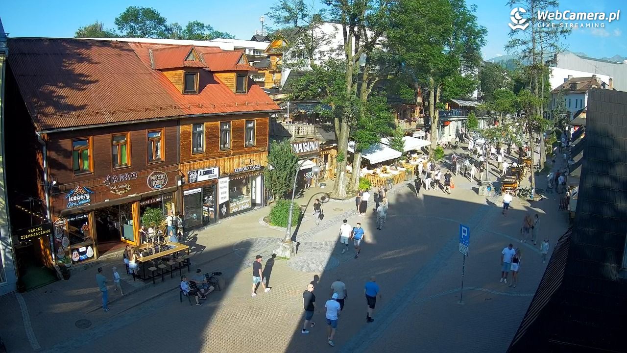 Krupówki Dolne - widok na deptak - 24 czerwiec 2026, 18:41