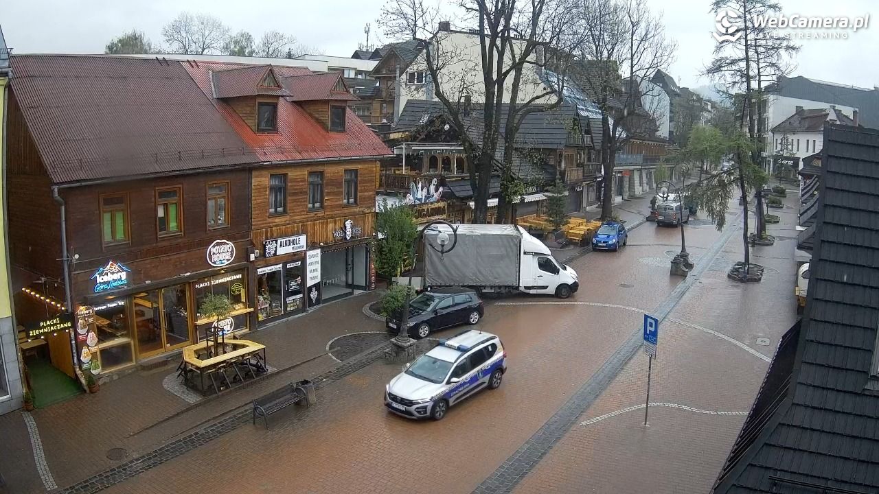Krupówki Dolne - widok na deptak - 17 maj 2026, 08:34