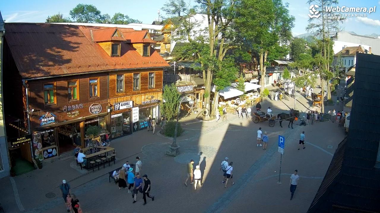 Krupówki Dolne - widok na deptak - 24 czerwiec 2026, 19:08