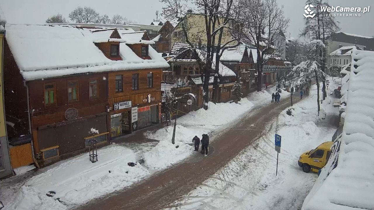 Krupówki Dolne - widok na deptak - 31 marzec 2026, 14:38