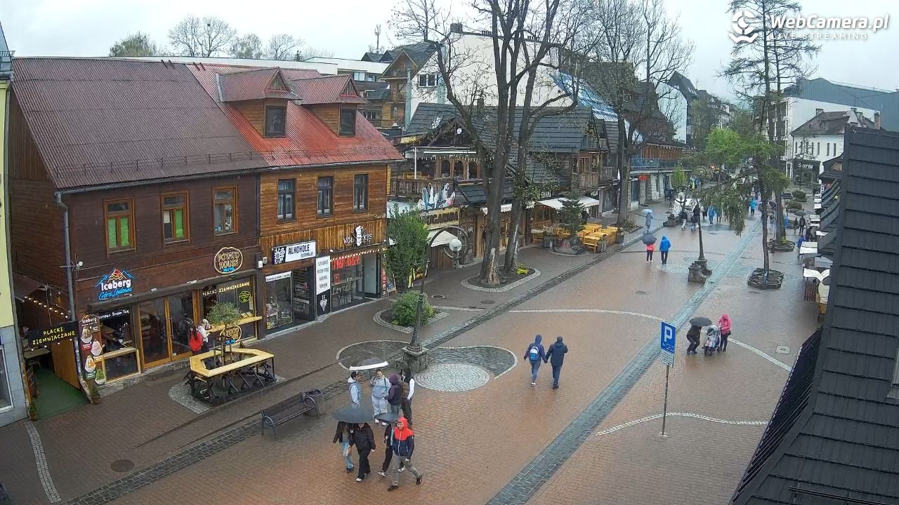 Krupówki Dolne - widok na deptak - 16 maj 2026, 12:42
