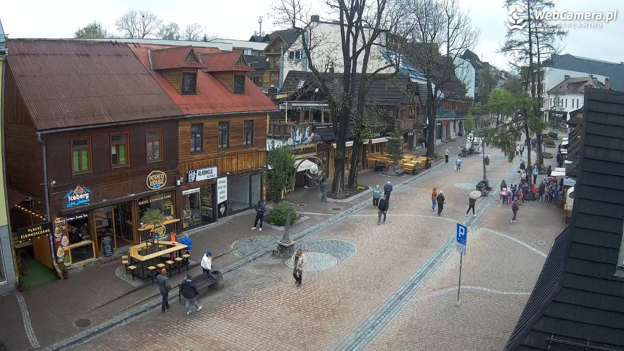 Krupówki Dolne - widok na deptak - 18 maj 2026, 12:04