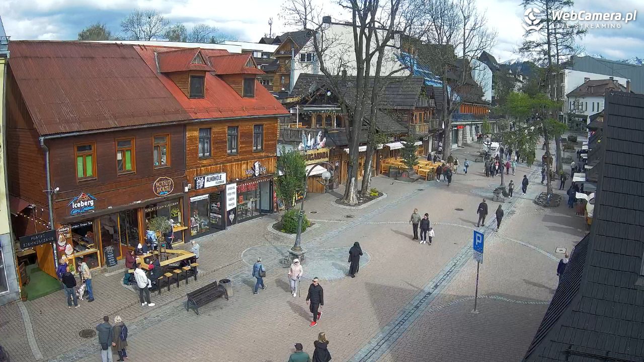 Krupówki Dolne - widok na deptak - 15 maj 2026, 16:02
