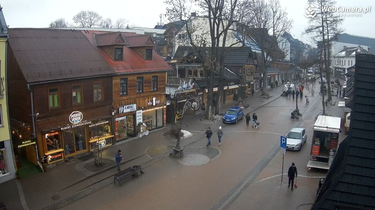 Krupówki Dolne - widok na deptak - 07 luty 2026, 09:44