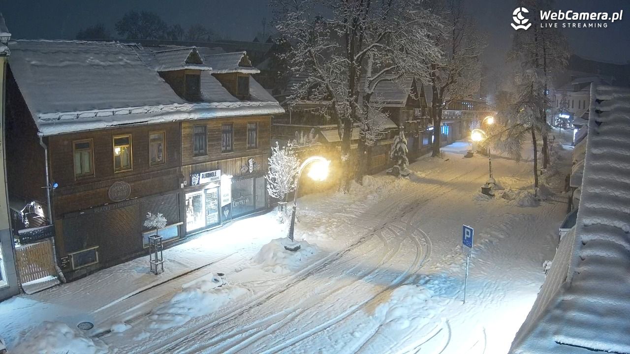 Krupówki Dolne - widok na deptak - 31 marzec 2026, 05:38