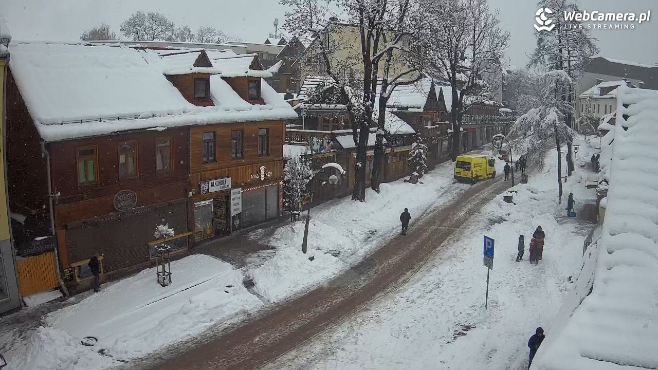 Krupówki Dolne - widok na deptak - 31 marzec 2026, 11:32