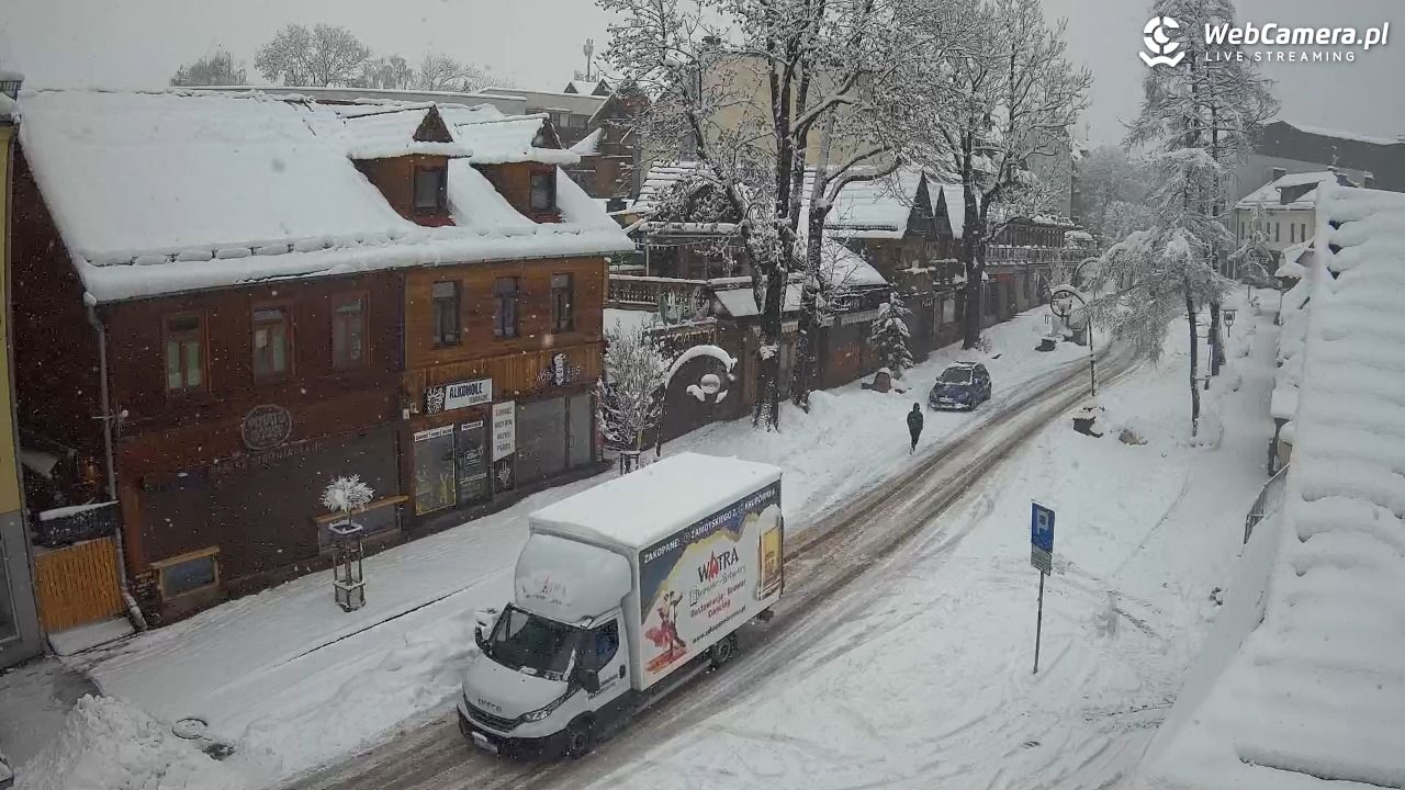 Krupówki Dolne - widok na deptak - 31 marzec 2026, 08:25