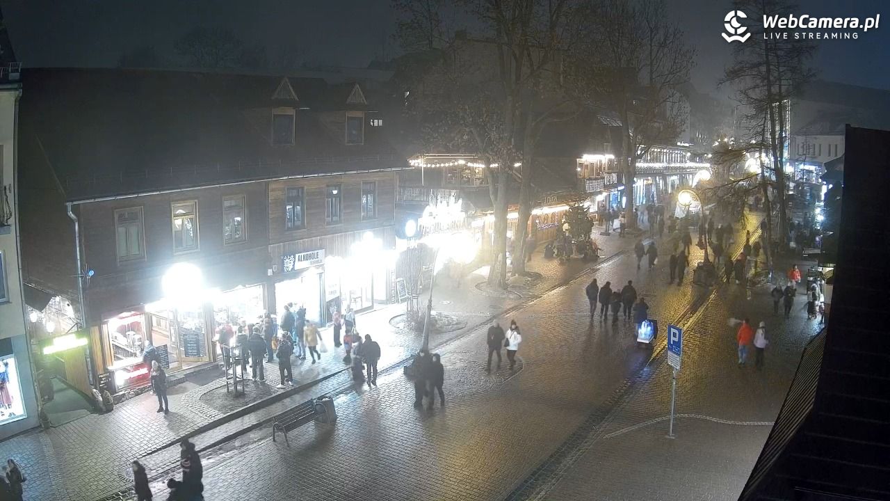 Krupówki Dolne - widok na deptak - 07 luty 2026, 19:59