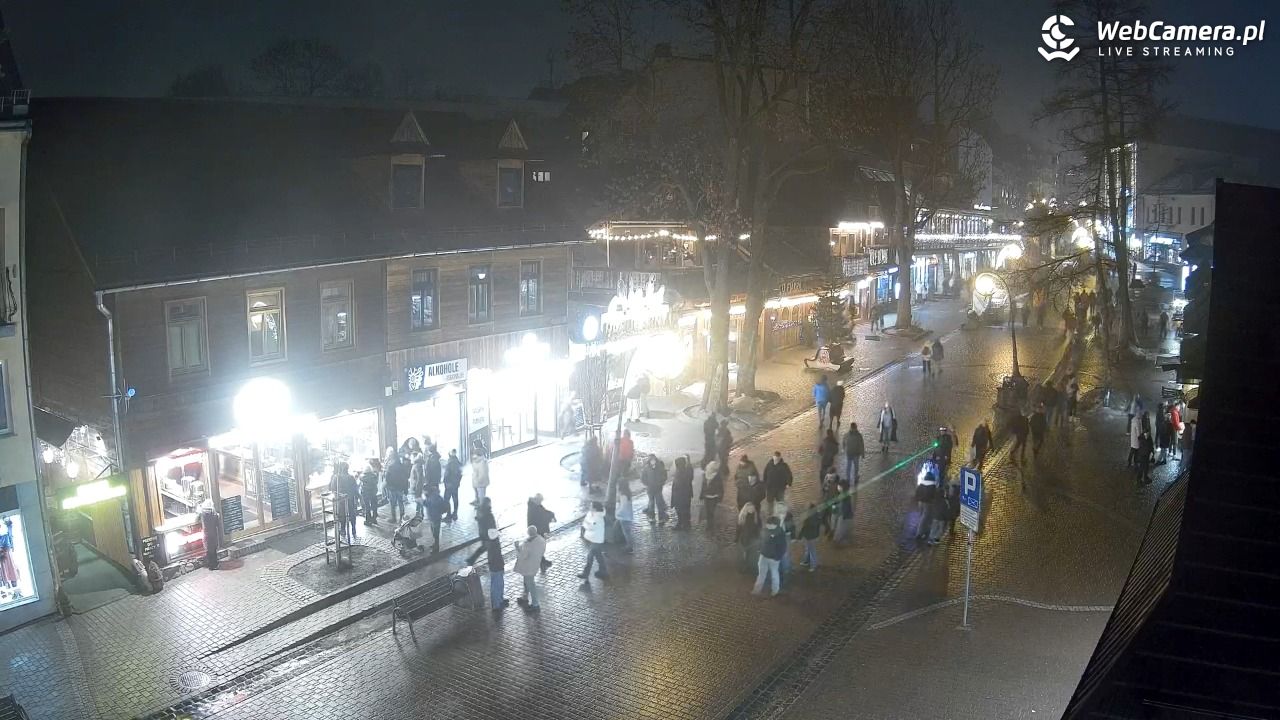 Krupówki Dolne - widok na deptak - 07 luty 2026, 20:41