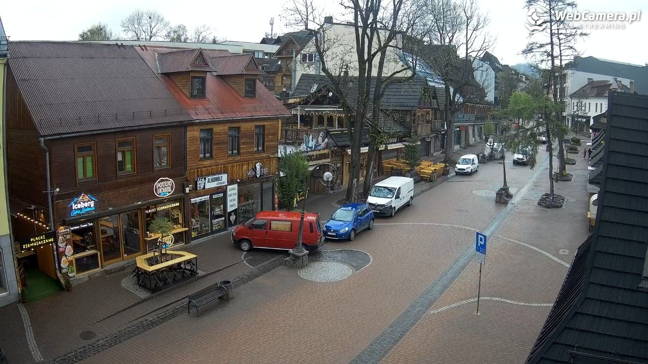Krupówki Dolne - widok na deptak - 16 maj 2026, 09:13