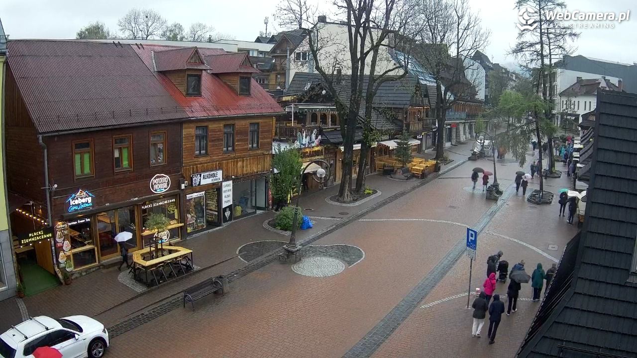 Krupówki Dolne - widok na deptak - 17 maj 2026, 11:25
