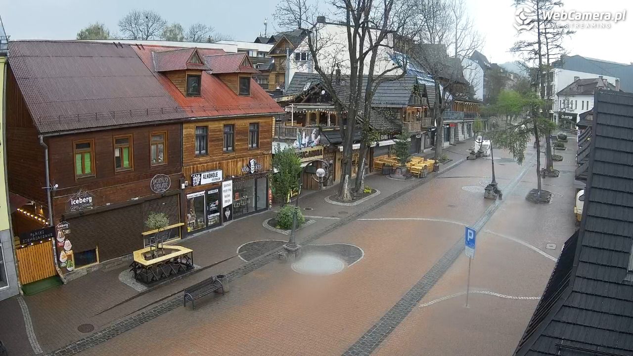 Krupówki Dolne - widok na deptak - 15 maj 2026, 06:54