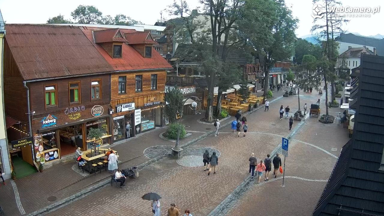 Krupówki Dolne - widok na deptak - 22 czerwiec 2026, 15:37
