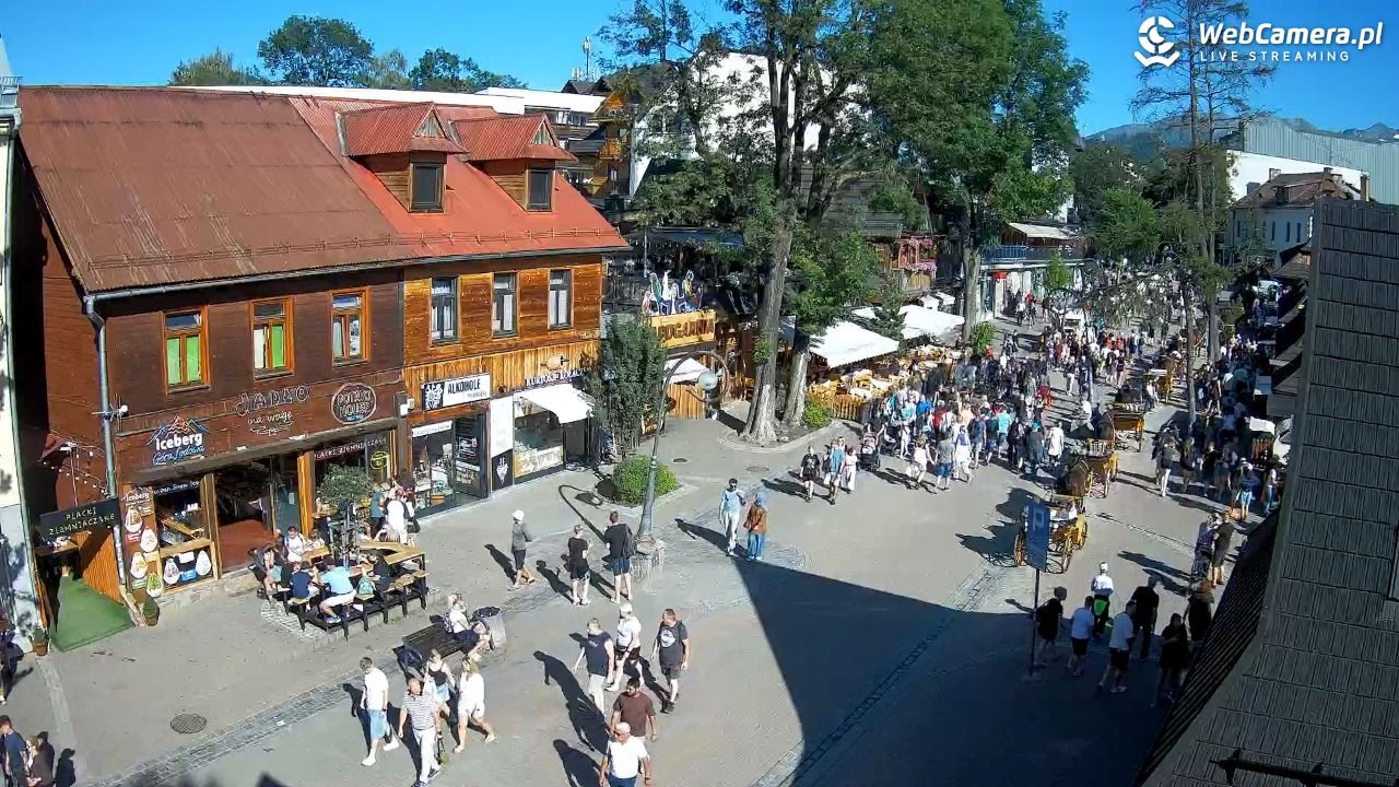 Krupówki Dolne - widok na deptak - 13 sierpień 2026, 16:39